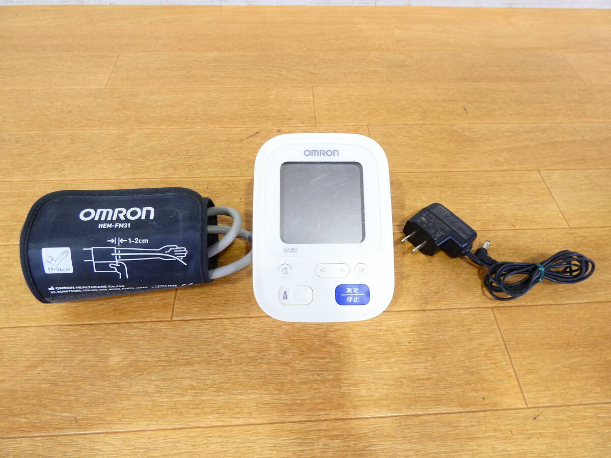 ◇OMRON オムロン 上腕式血圧計 HCR-720K スタンダード19シリーズ 動作品＠520円発送(4)_画像1