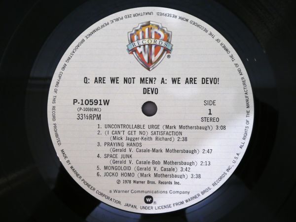 S) DEVO ディーヴォ「 Q :ARE WE NOT MEN ? A: WE ARE DEVO ! 」 LPレコード 帯付き P-10591W @80 (R-38)の画像6