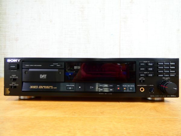 SONY ソニー DTC-300ES DATデッキ 音響機器 オーディオ ※ジャンク/通電OK！ @100 (4)の画像1