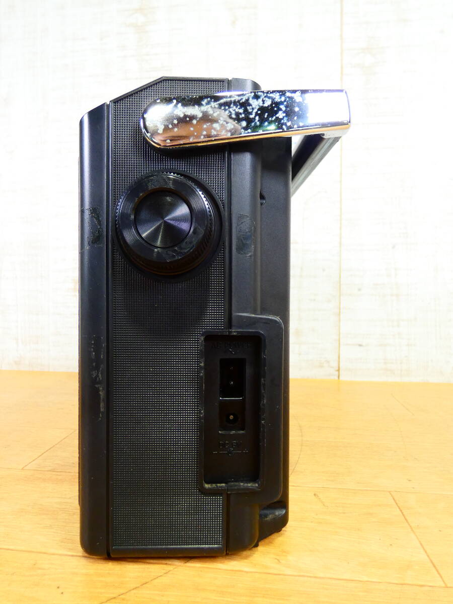 S) TOSHIBA 東芝 RT-2200 ラジオ カセットレコーダー ラジカセ オーディオ機器 ※通電OK ジャンク@80(4)の画像6