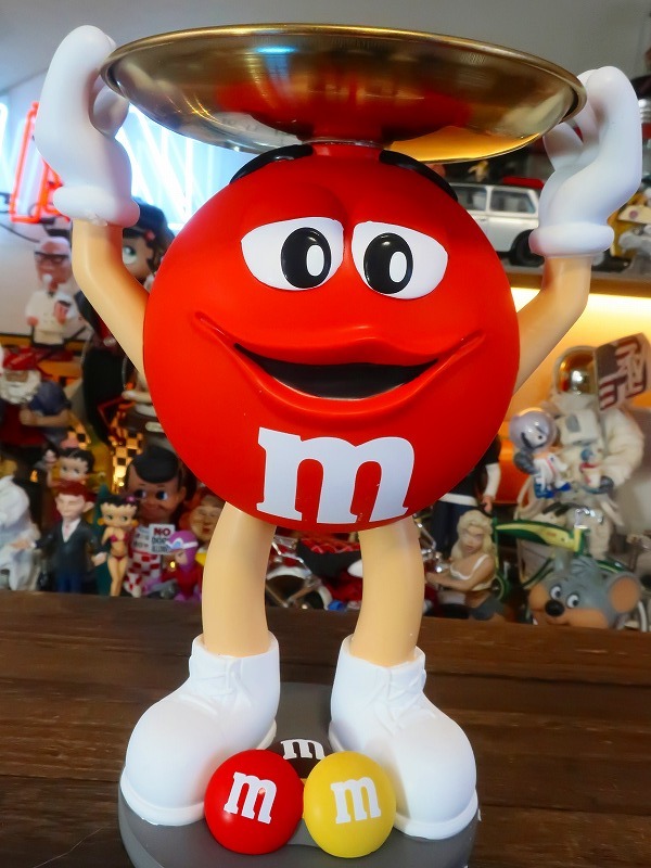 . rare *m&m\'s M and M z red kun candy tray shop front display 