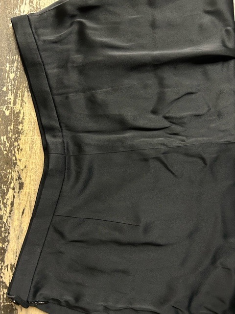未使用品タグ付 スイス製 AKRIS アクリス パンツ 光沢 スラックス ワイド ロング 黒42の画像5