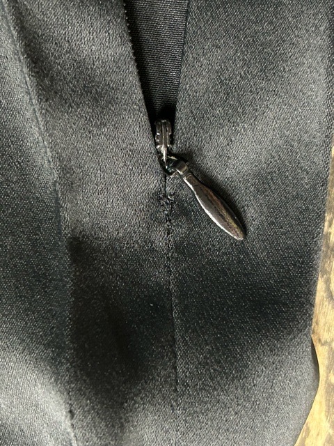 未使用品タグ付 スイス製 AKRIS アクリス パンツ 光沢 スラックス ワイド ロング 黒42の画像7