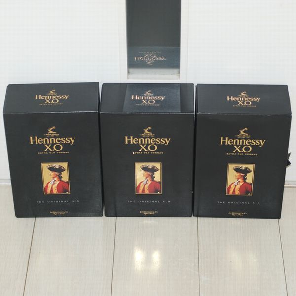 ヘネシー XO 黒キャップ クリアボトル 700ml 箱付き 3本セット 未開封 古酒 Hennessy ②の画像9