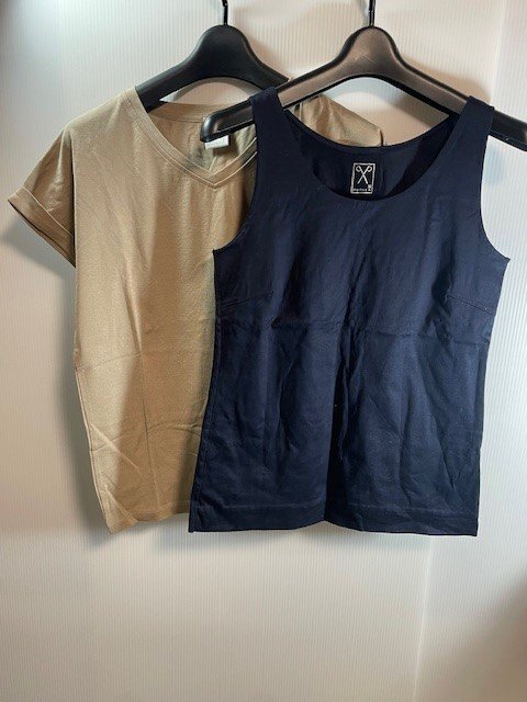 美品 ププラ PUPULA Tシャツ＆ノースリーブ_画像1