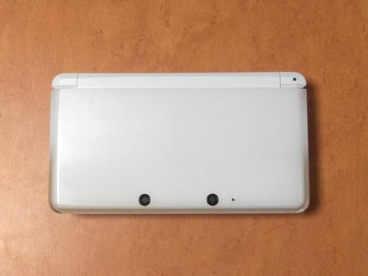 動確済 3DS 中古 アイスホワイト Ver11.1.0-34J ダウンロードソフト・上下フィルター・ペン・2GB付 1円から送料安 即決有 同梱可の画像5