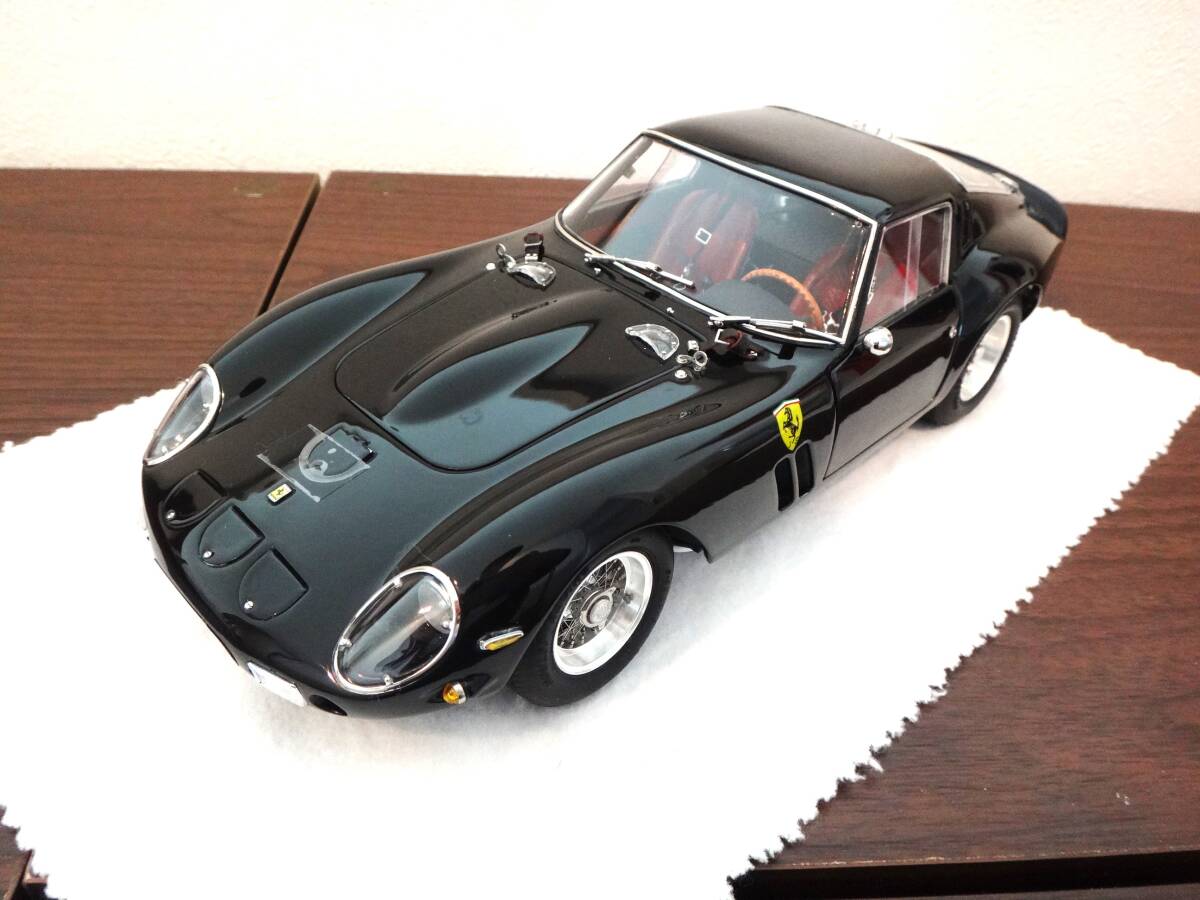 ★【新品】1/18 CMC Ferrari フェラーリ250GTO Christmas Edition2023 Black 送料無料★_画像1