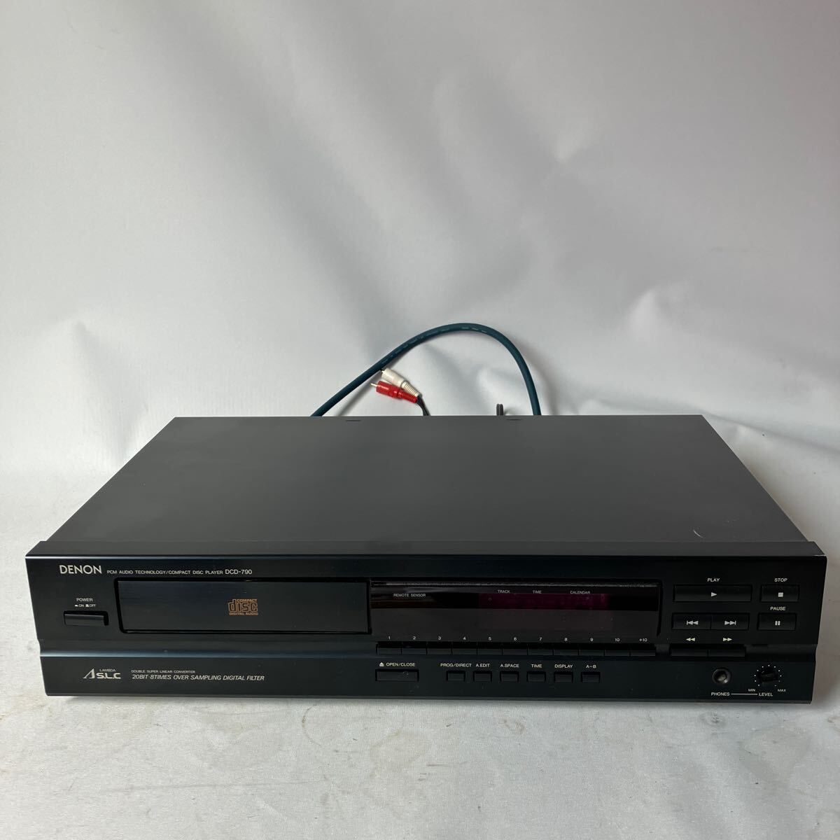 ○【500円スタート】DENON デノン DCD-790 CDプレーヤー CDデッキ オーディオ機器の画像1