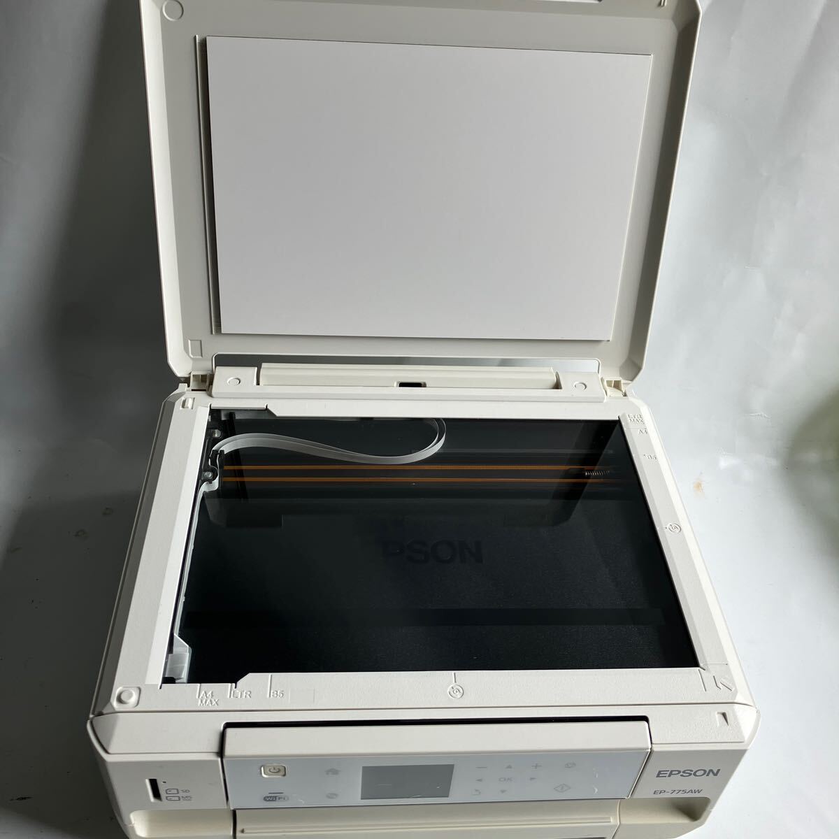 ○【500円スタート】EPSON エプソン インクジェットプリンター EP-775AW ホワイト 2012年製 インクジェット複合機 _画像2