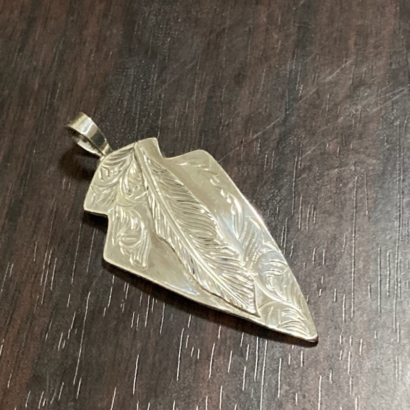 days craft pendant arrow .. feather feather Arrow silver 925 hand made carving en gray b Osaka meido in Japan 