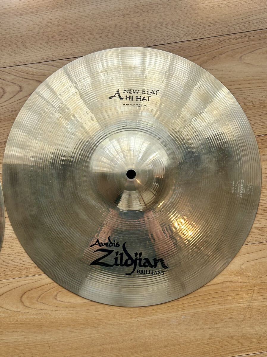 A Zildjian New Beat высокий шляпа 14 дюймовый пара brilliant отделка ( новый свекла )