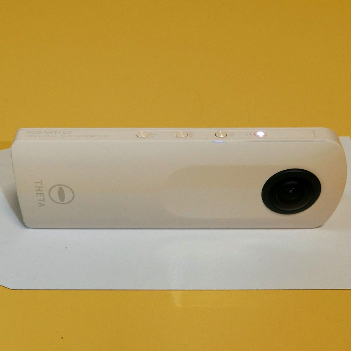 【未使用近い】RICOH THETA SC2 BEIGE／R03030／リコー シータ ベージュ／全天球360度デジタルカメラ