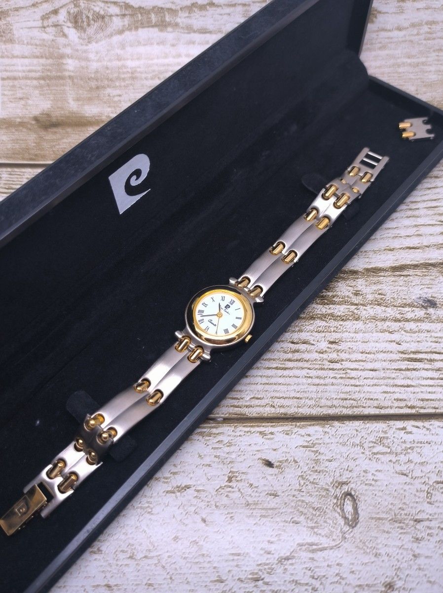 Pierre Cardin　腕時計　Paris　レディース　SWISS　動作品
