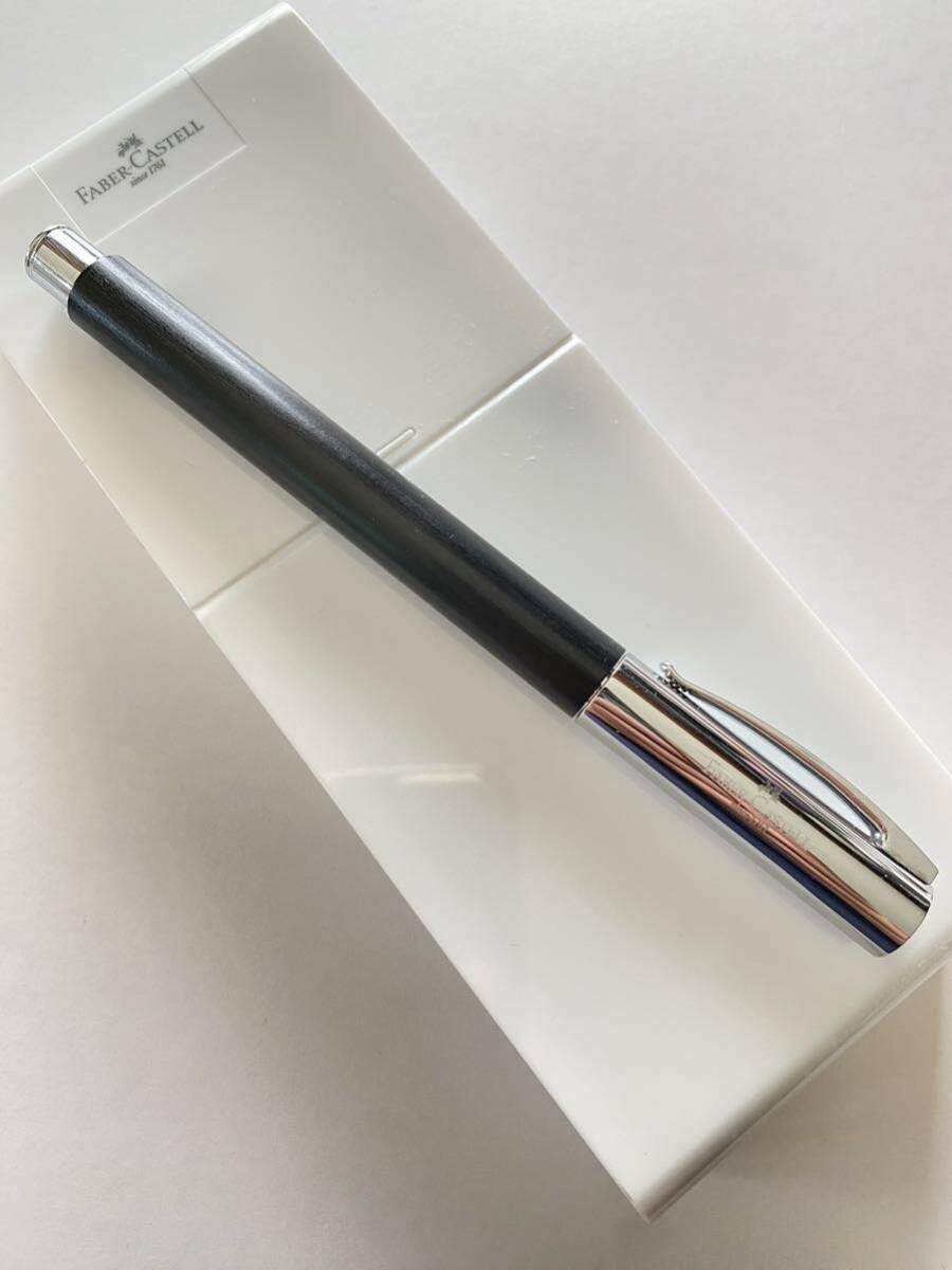 FABER-CASTELL ファーバーカステル 万年筆 ペン先F ブラック×シルバーの画像1