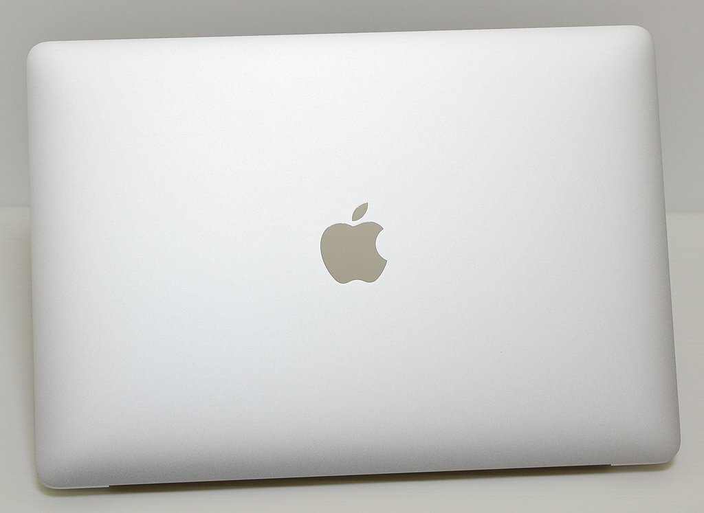 ★MacBook Pro 13-inch 2020 Core i7(2.3GHzクアッドコア)32GB/SSD1TB/Four Thunderbolt/Ventura/シルバー★充放電回数24の画像7