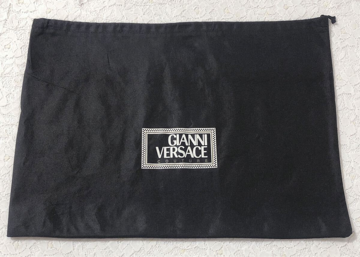 ジャンニ・ヴェルサーチ「GIANNI VERSACE」バッグ保存袋 (3714) 正規品 付属品 布袋 巾着袋 不織布製 ブラック 49×35cm バッグ用_画像1