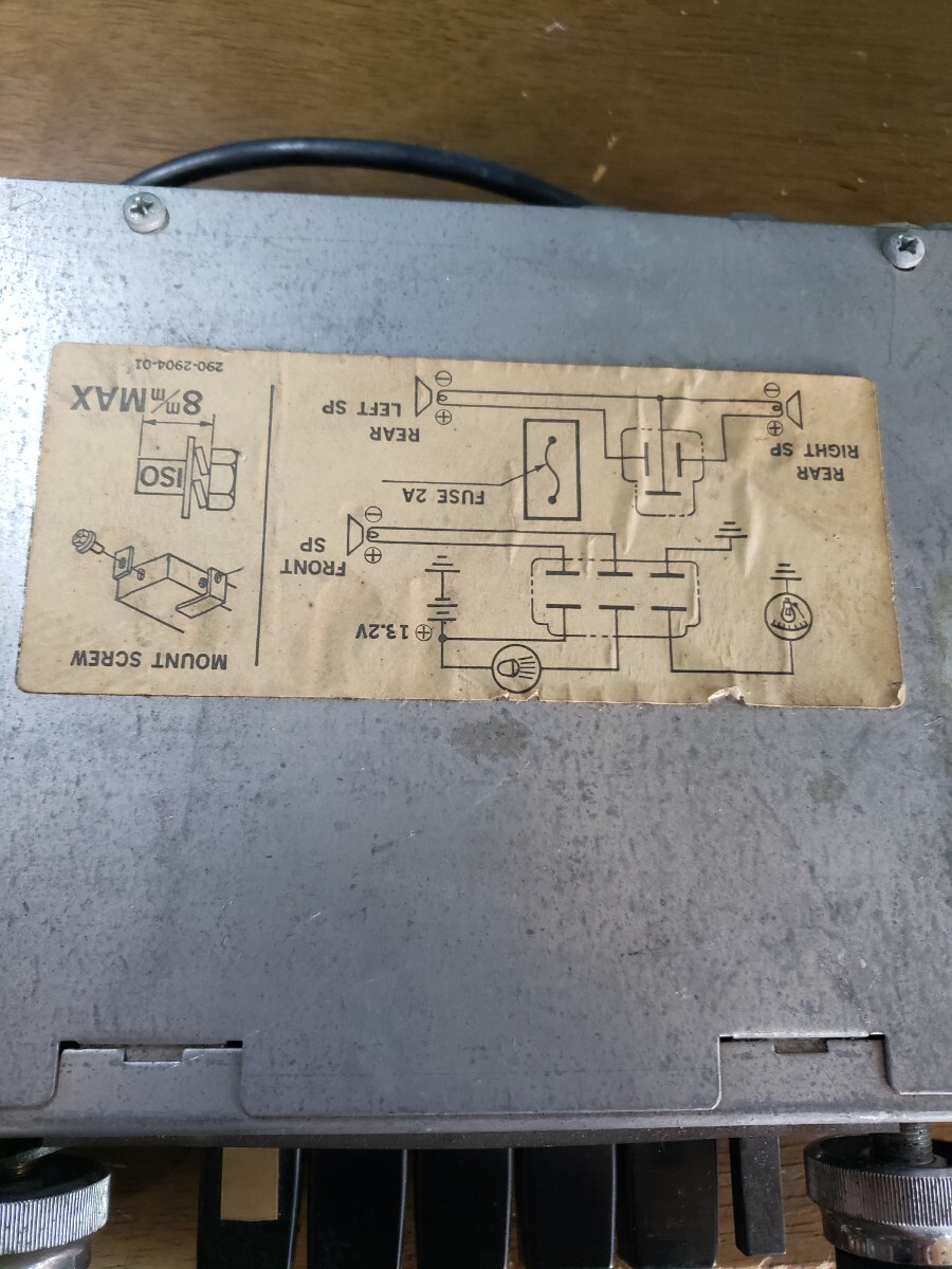 PB310サニー純正ラジオ、 クラリオン clarion 旧車 当時物 カセットデッキ カーラジオ ラジオ　レトロ　ダットサン_画像5