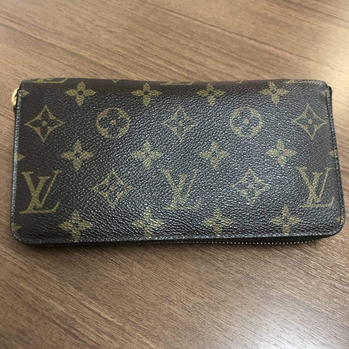 LOUIS VUITTON ● ルイ ヴィトン ● 美品 ジッピーウォレット モノグラム ラウンドファスナー 長財布 財布 箱 袋 純正付属品付きの画像2