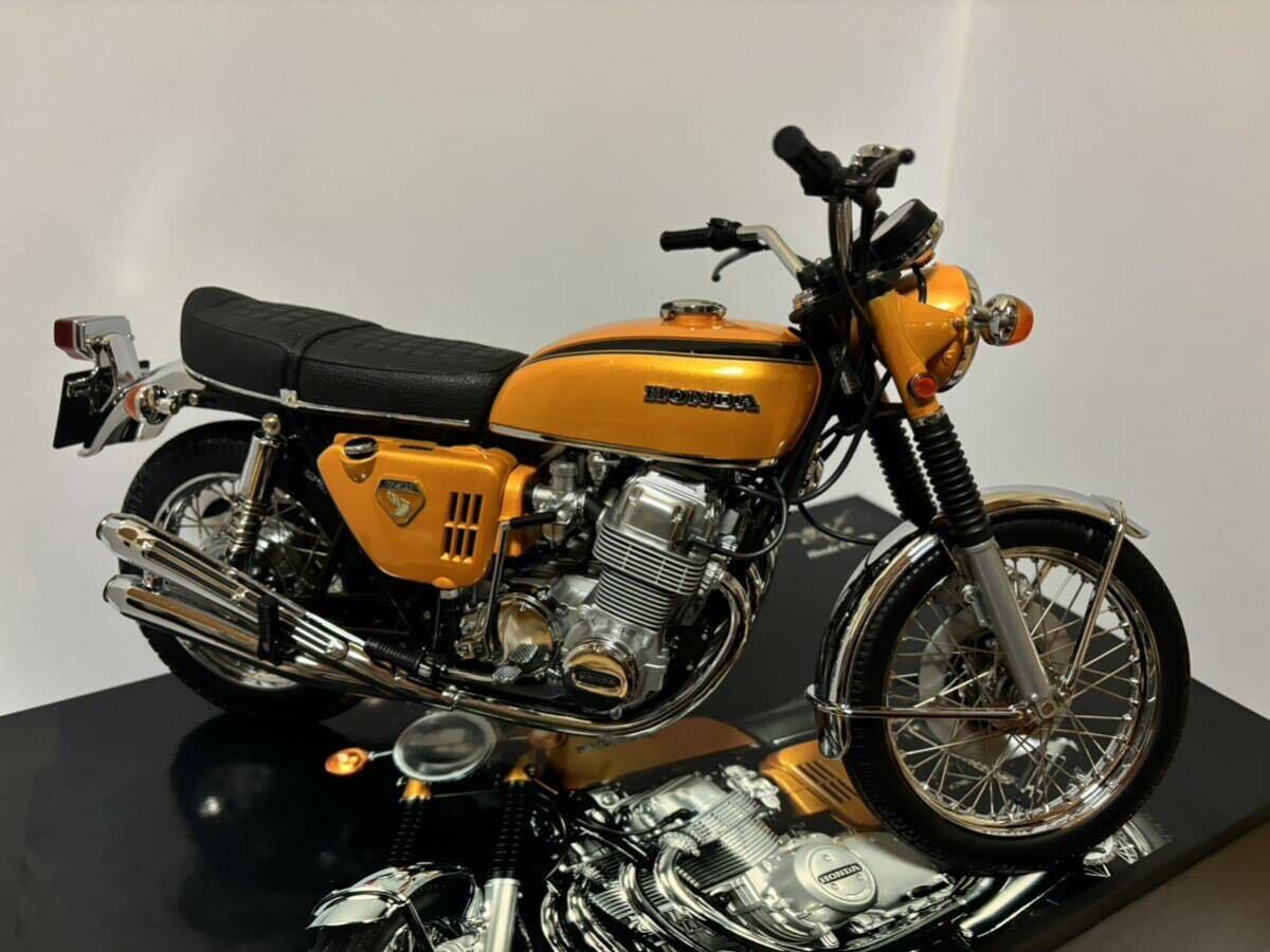 MINICHAMPS ミニチャンプス 1/6スケール Honda CB 750 Gold Metallic 1968_画像6