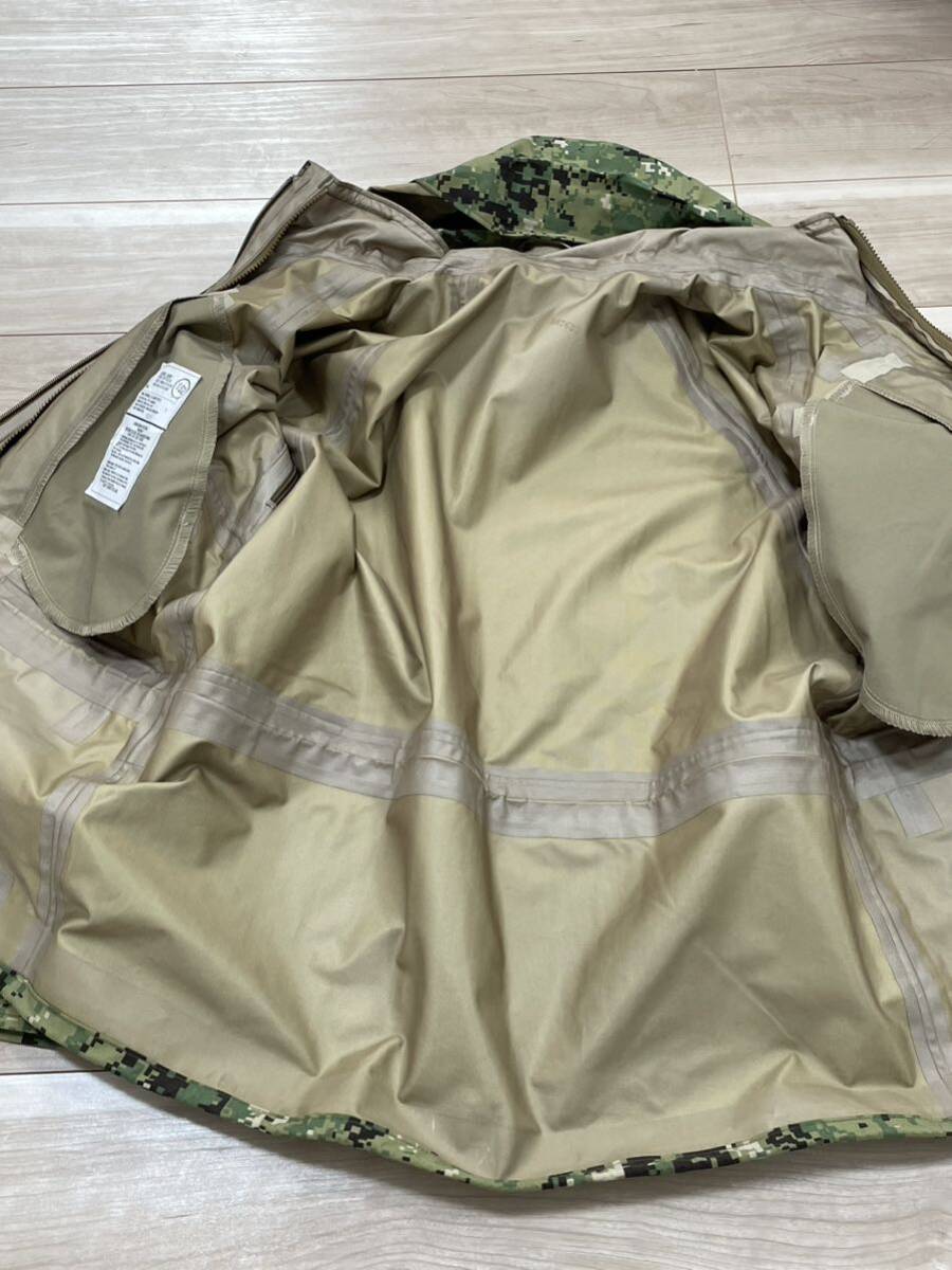 米軍放出品　未使用　ＵＳ　ＮＡＶＹ　ＮＷＵ　ＴＹＰＥ　Ⅲ ＧＯＲＥ-ＴＥＸ　ゴアテックスジャケット　Ｍ-Ｘ-Ｓ_画像9