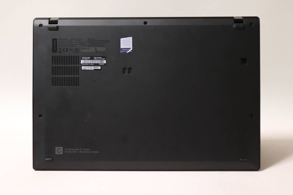 m621. Lenovo / ThinkPad X1 Carbon / 20R2CTO1WW / Core i7-10世代 / 16GBメモリ / SSDなし / 通電確認・ジャンク_画像8