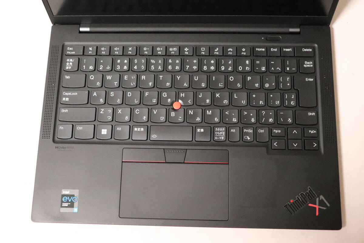 m629. Lenovo / ThinkPad X1 Carbon / 20XXCTO1WW / Core i5-1135G7 / 16GBメモリ / SSDなし / 通電確認・ジャンク_画像2