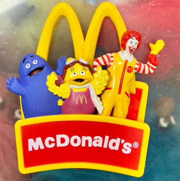 McDonald's マクドナルド マグネット セット ロナルドマクドナルド グリマス バーディ ゴールデンアーチ 2001年製 アメリカ雑貨 us雑貨の画像2