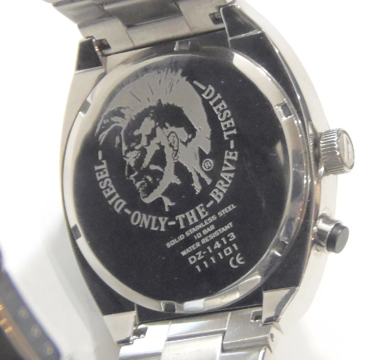 ○ DIESEL ディーゼル 腕時計 DZ-1413 不動品 ジャンク品_画像5