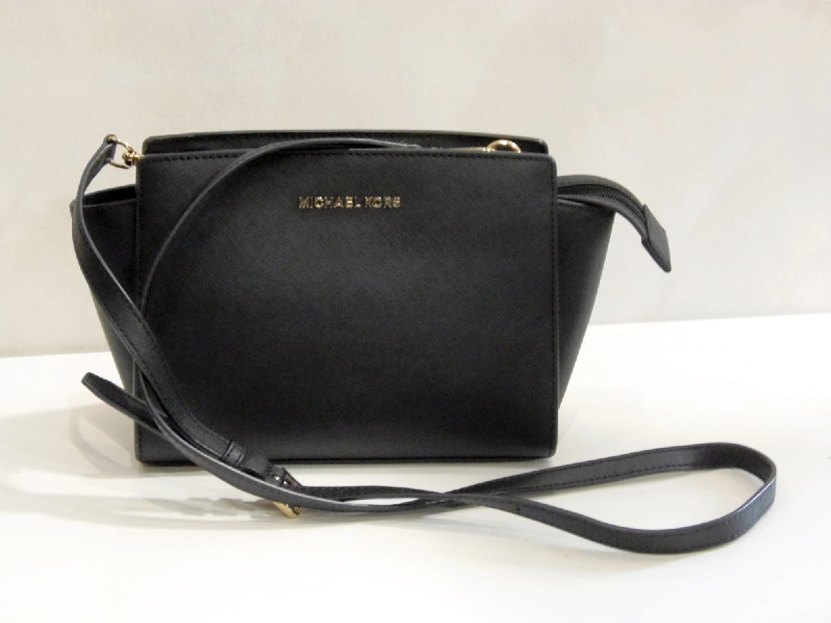 ○ MICHAEL KORS マイケルコース ショルダーバッグ 黒 中古品_画像1