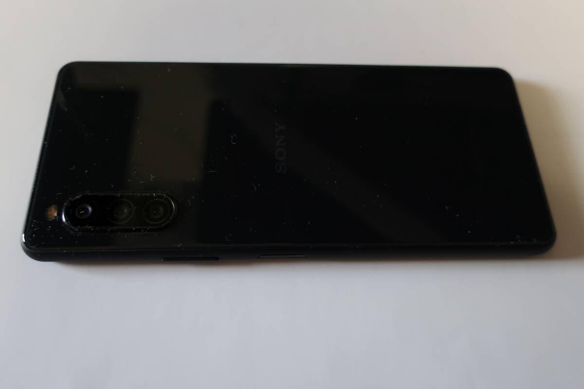 Xperia 10 II ドコモ SO-41A ブラック 画面6インチ メモリ4GB ストレージ64GB ACアダプタ・クリアケース付きの画像7