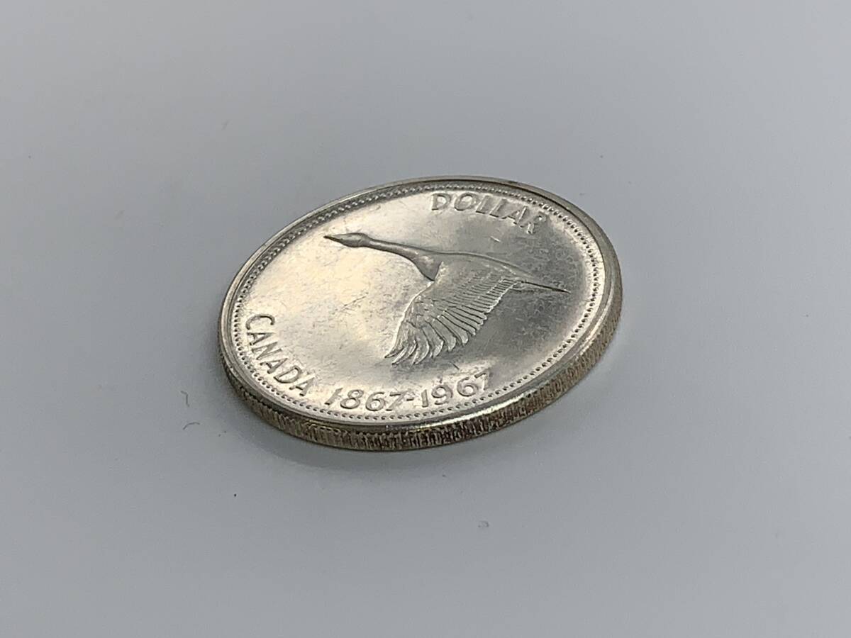 ★カナダ建国100周年記念1ドル銀貨 エリザベスⅡ世 1867-1967 ②の画像6