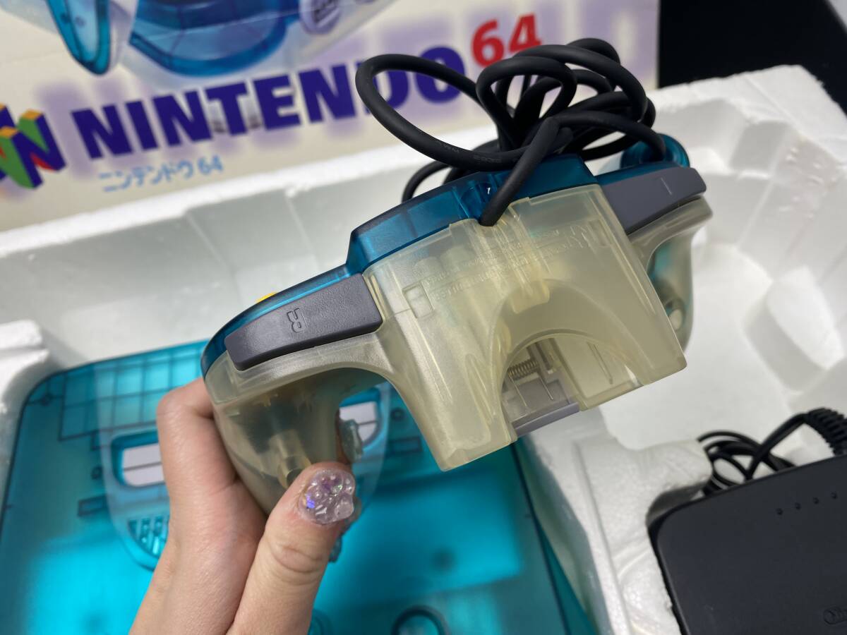 ★NINTENDO64 ニンテンドウ ロクヨン★箱付き 本体 コントローラー クリアブルー NUS-001【中古/現状品/動作未確認ジャンク】の画像10