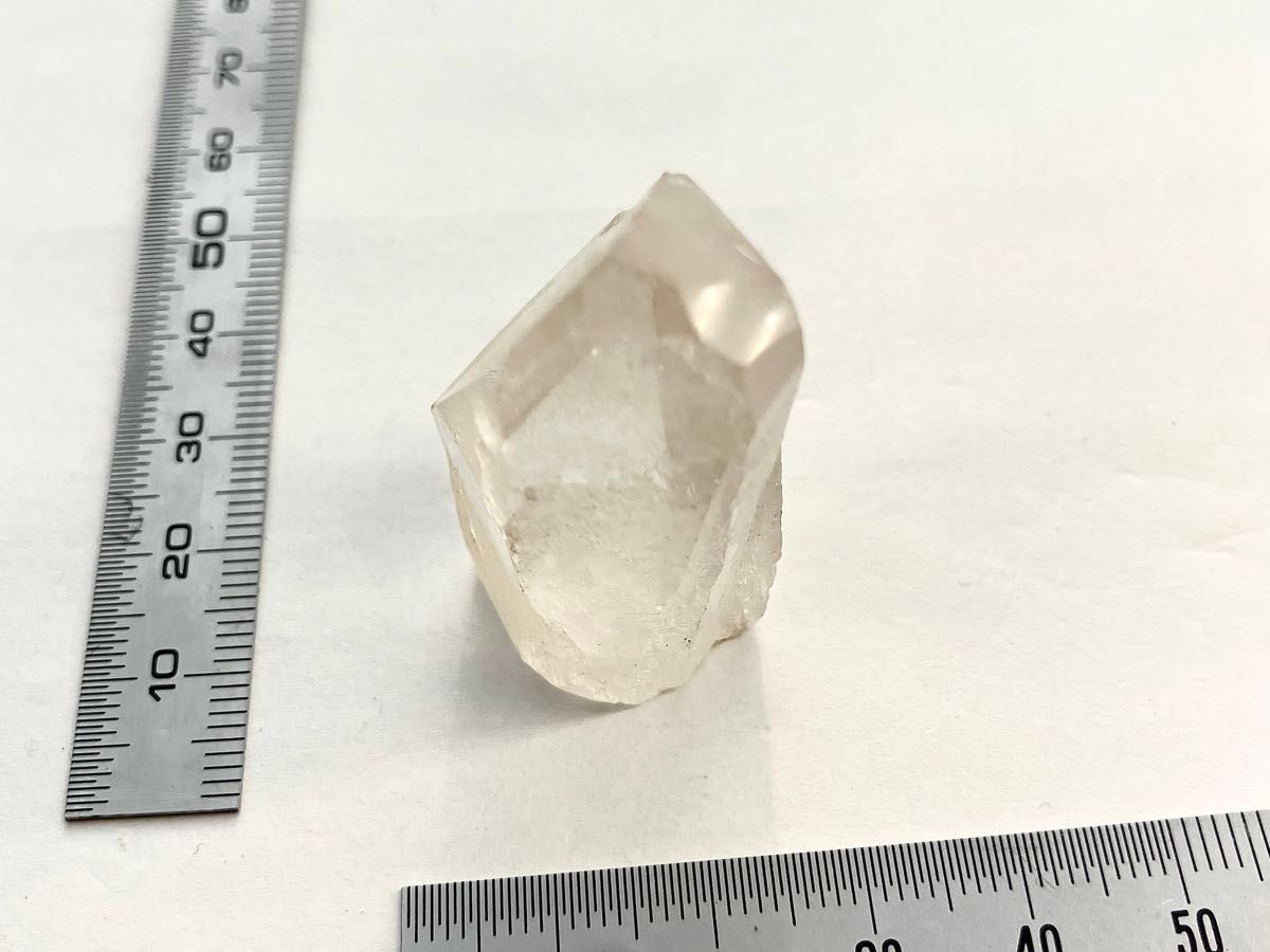 水晶 原石　クリスタルクォーツ　ロッククリスタル　六角形　希少