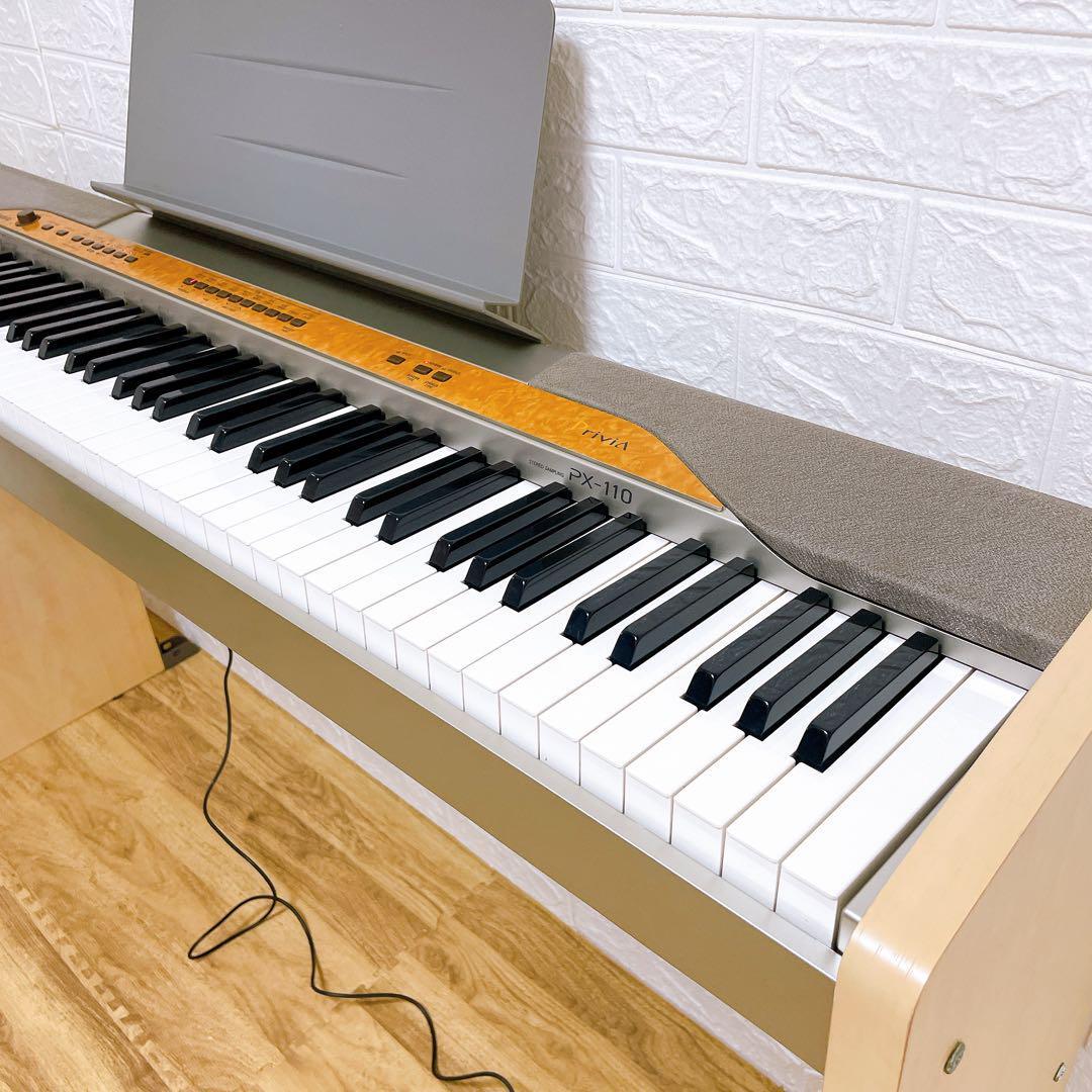 【良品】　電子ピアノ　Privia PX-110 ピアノ台　スタンド付き　送料込　キーボード　CASIO　カシオ　ペダル付き_画像2