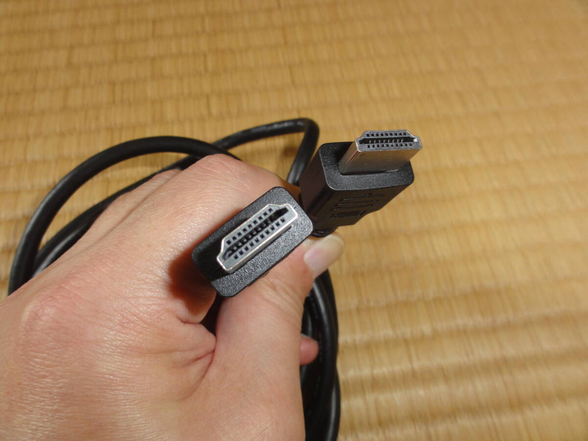 HDMI cable approximately 1.8m ④