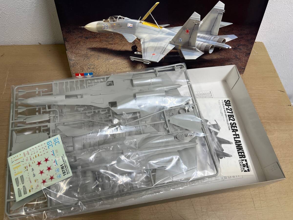 新品未組立 タミヤ ★ 1/72 SU-27 B2 シーフランカー SEA-FLANKER ★ ウォーバードコレクション NO.57の画像2