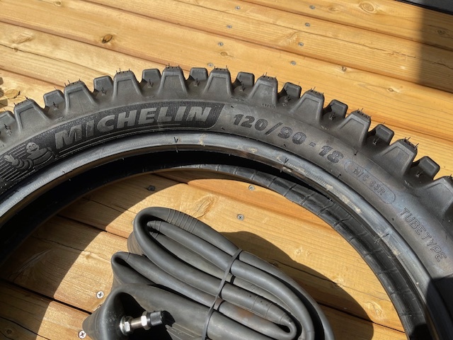 MICHELIN TRACKER 120/90-18 90/90-21 IRCヘビーチューブ2本 DUNLOP ヘビーチューブ2本 セット 中古品_画像5