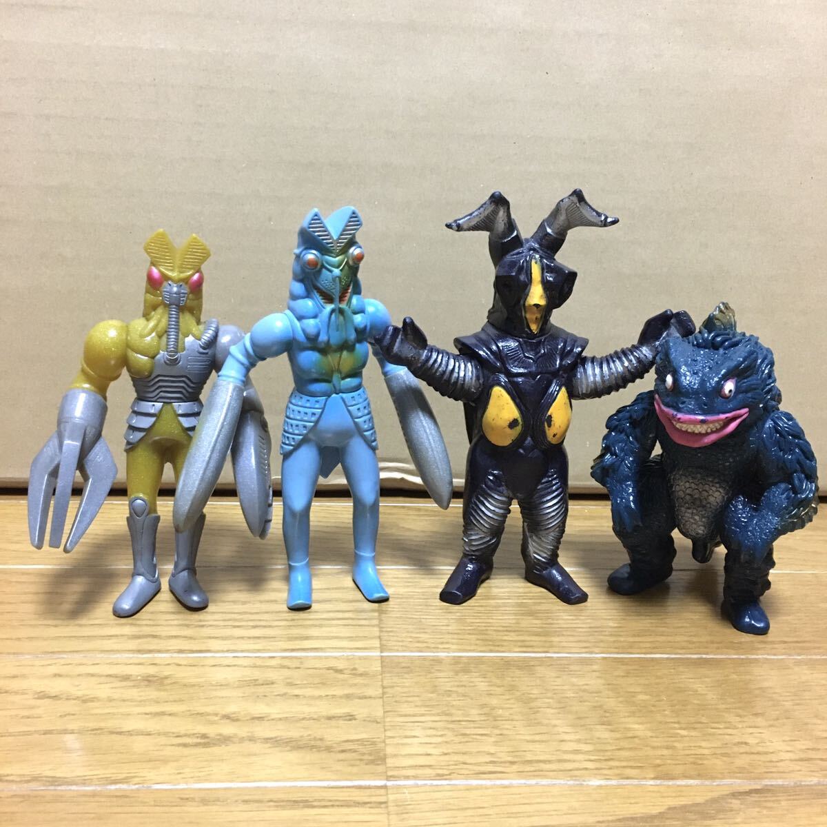 新品 ウルトラマン ウルトラ怪獣 フィギュア 4体セット まとめ売り 特撮