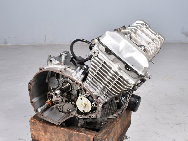 即決有 バリオス 1型 ZR250A 純正エンジン カワサキ 優良販の画像1