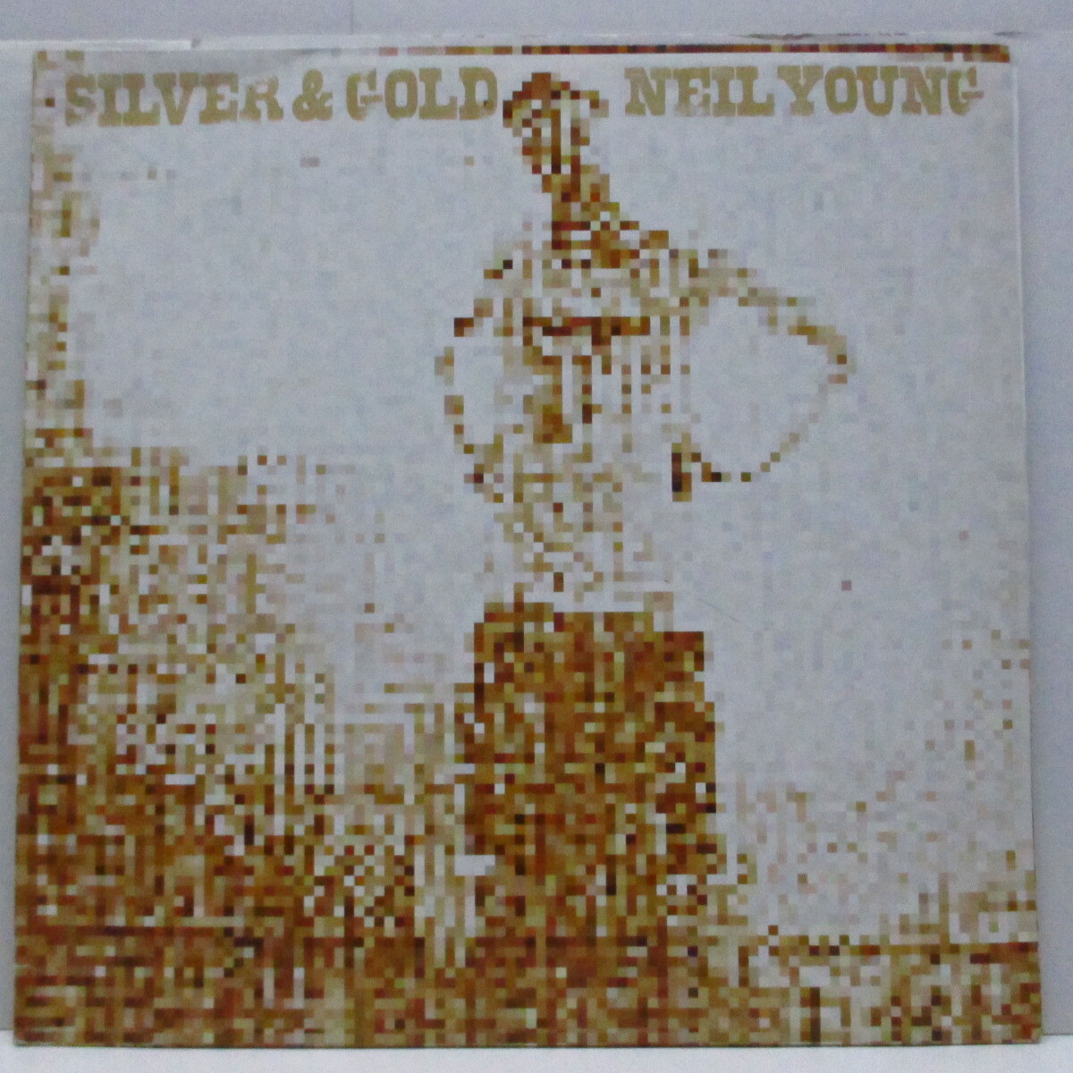 NEIL YOUNG(ニール・ヤング)-Silver & Gold (EU 00's 再発「180g」LP+インナー)ニ_画像1