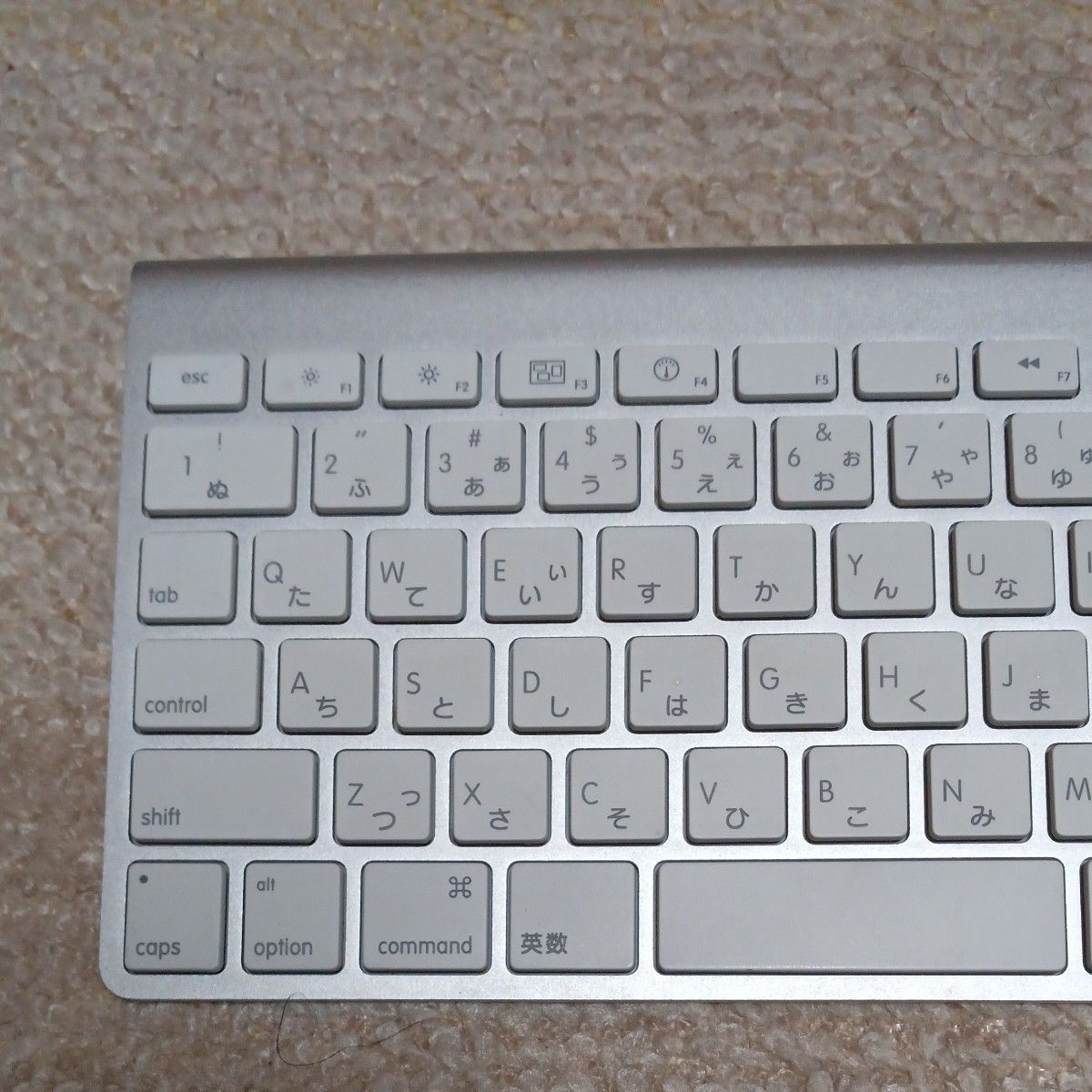 Apple Wireless Keyboard 　JIS　A1314（電池式）