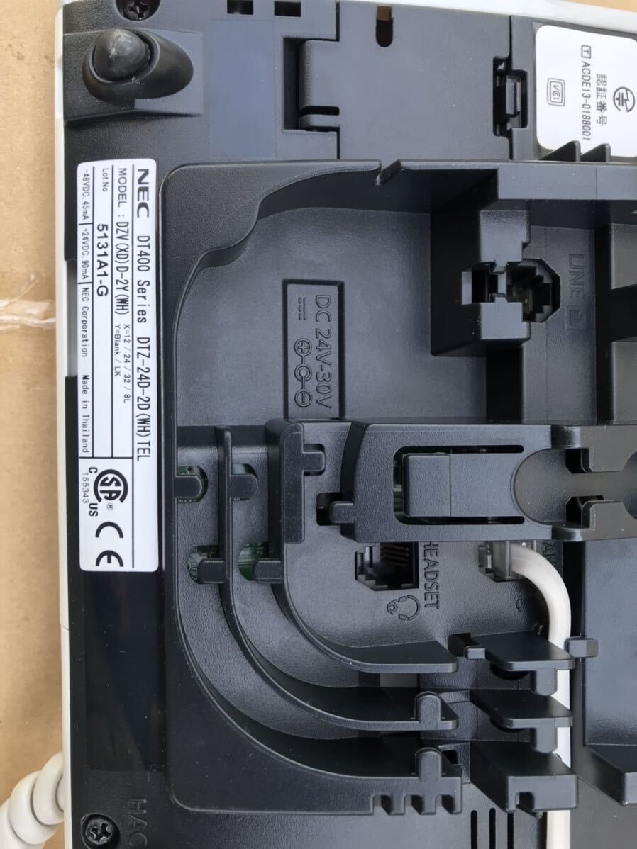 代理出品　NEC DT400 Series ビジネスフォンDTZ-24D-2D(WH)TEL 24ボタンデジタル多機能電話機 中古品　3台セット　茨城県〜着払発送_画像4