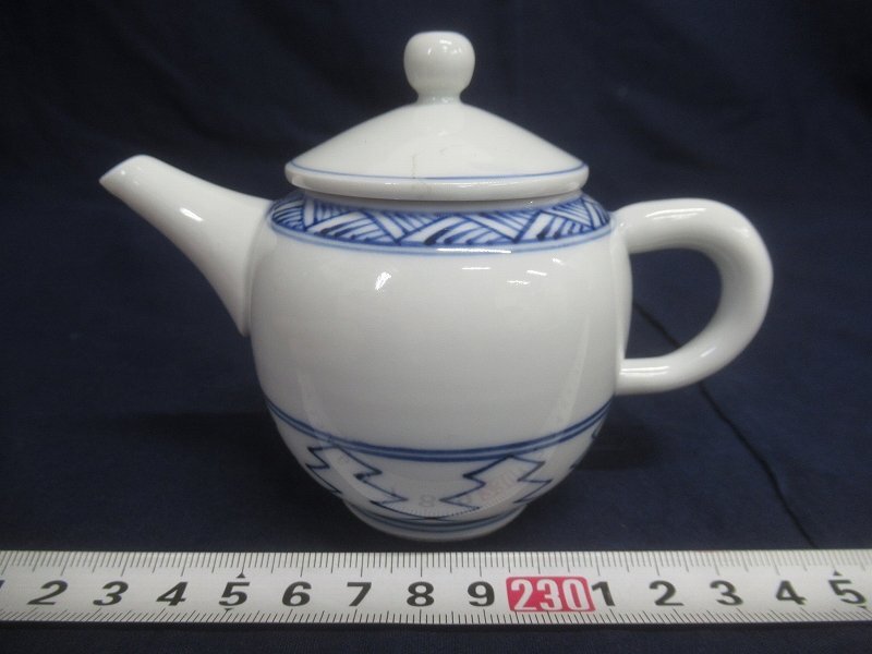 M3206 春山 染付 小笠原流 三階菱紋 急須 後手 茶注 煎茶道具_画像1