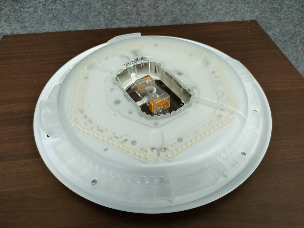IRIS OHYAMA LEDシーリングライト 5.0シリーズ 8畳調光フレーム付 リモコン付 CL8D-5.0CF 2018年製_画像4
