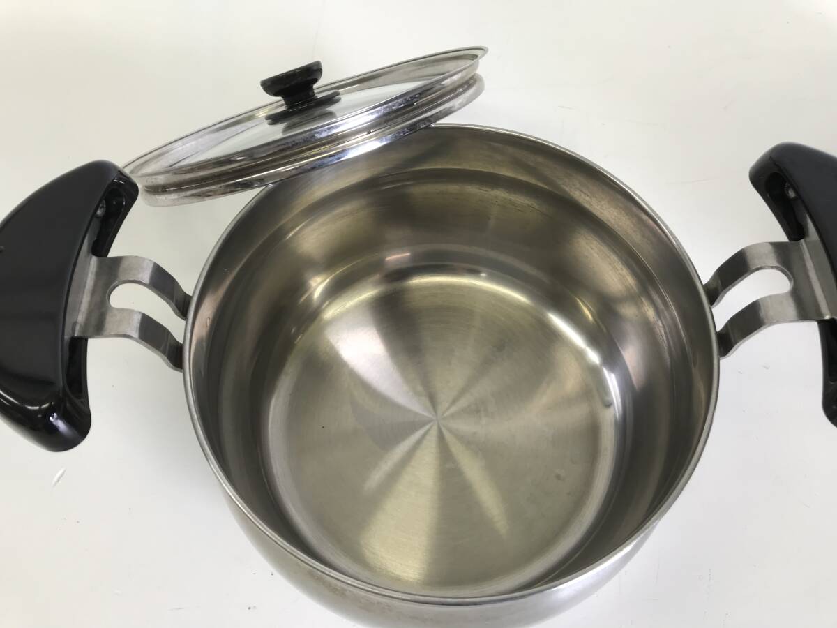 **[USED] Thermos vacuum heat insulation cookware Shuttle shef3.0L stainless steel black KBA-3001 TOM IH correspondence heat insulation cooking thickness bottom design 100 size 