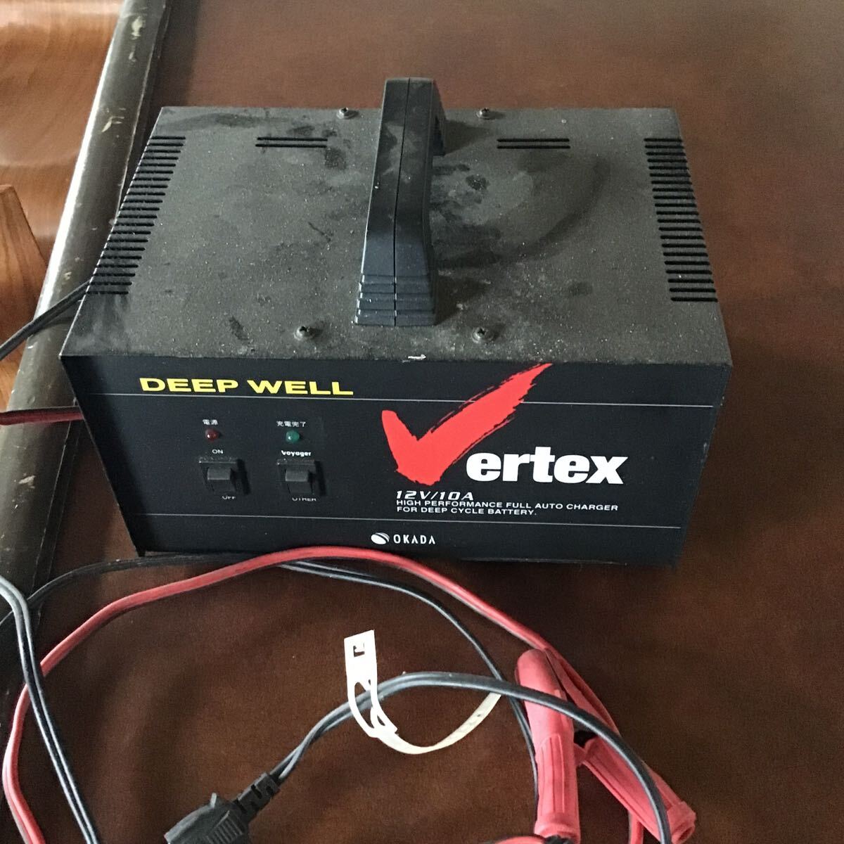 バッテリー充電器 Vertex10A 12V _画像1