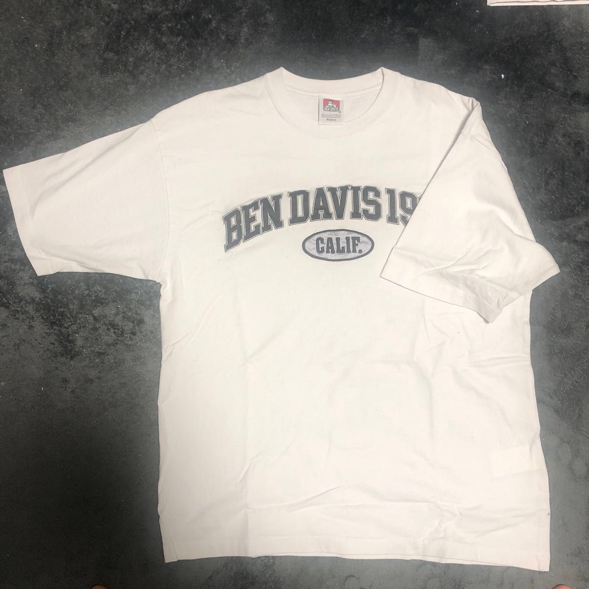 BEN DAVIS   Mサイズ　Tシャツ 半袖Tシャツ 白 プリント