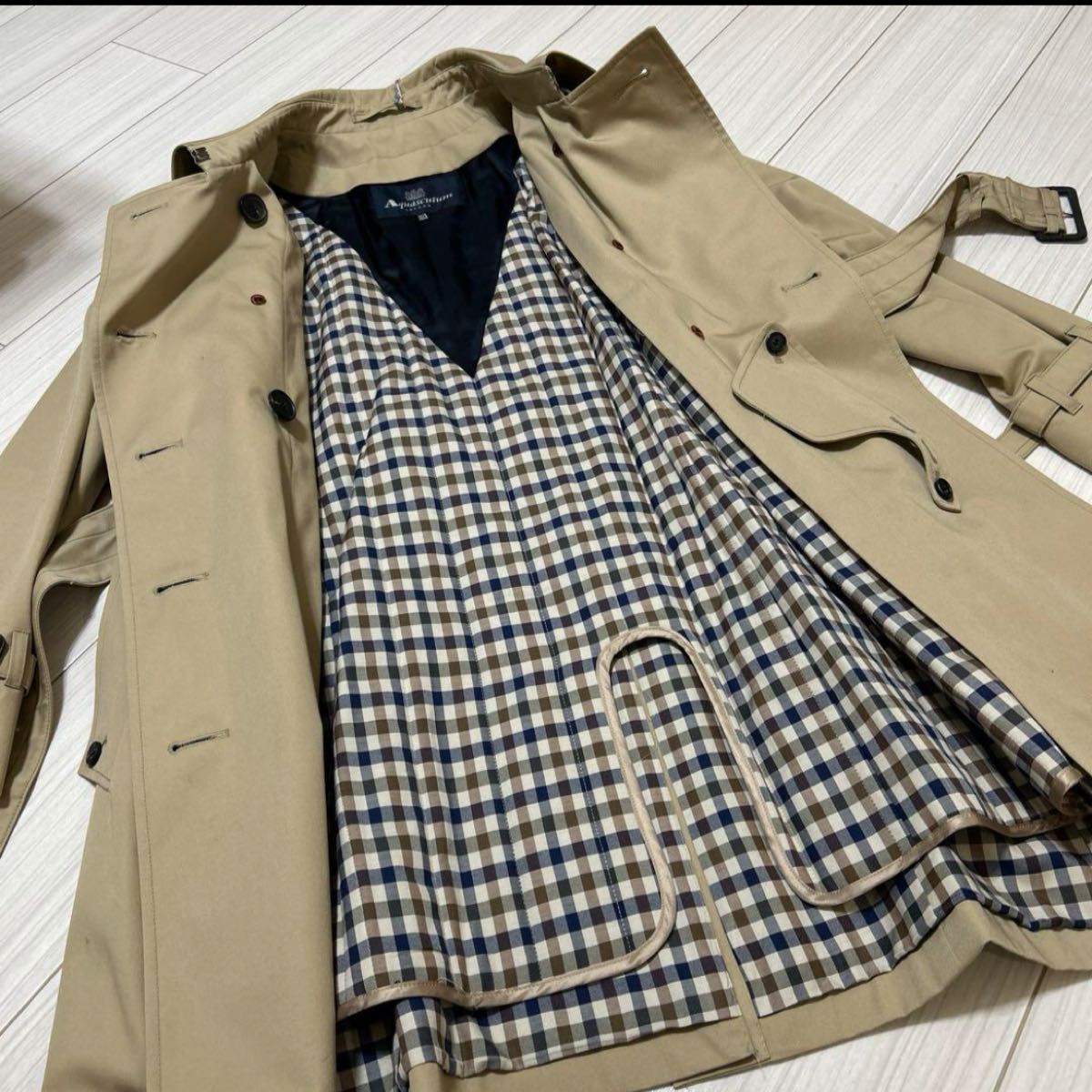 新品　未使用　Aquascutum アクアスキュータム　トレンチコート　ベージュ  コート