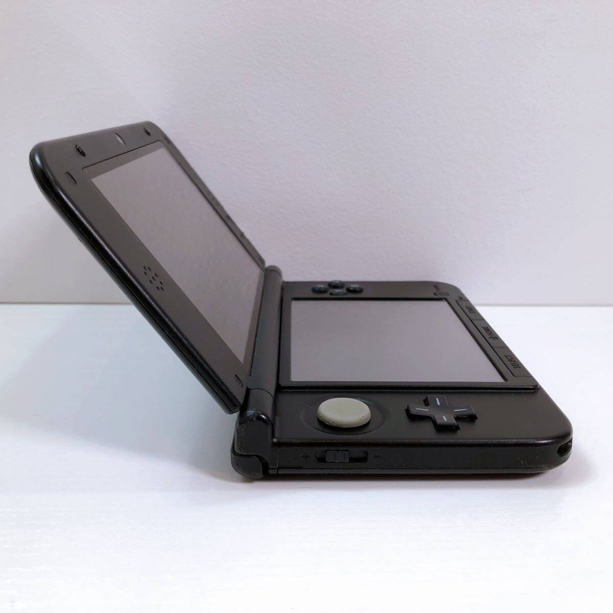 114【中古】Nintendo 3DS LL 本体 SPR-001 ニンテンドー 3DS 専用 ブラック タッチペン 充電器付き 任天堂 動作確認 初期化済み 現状品_画像3