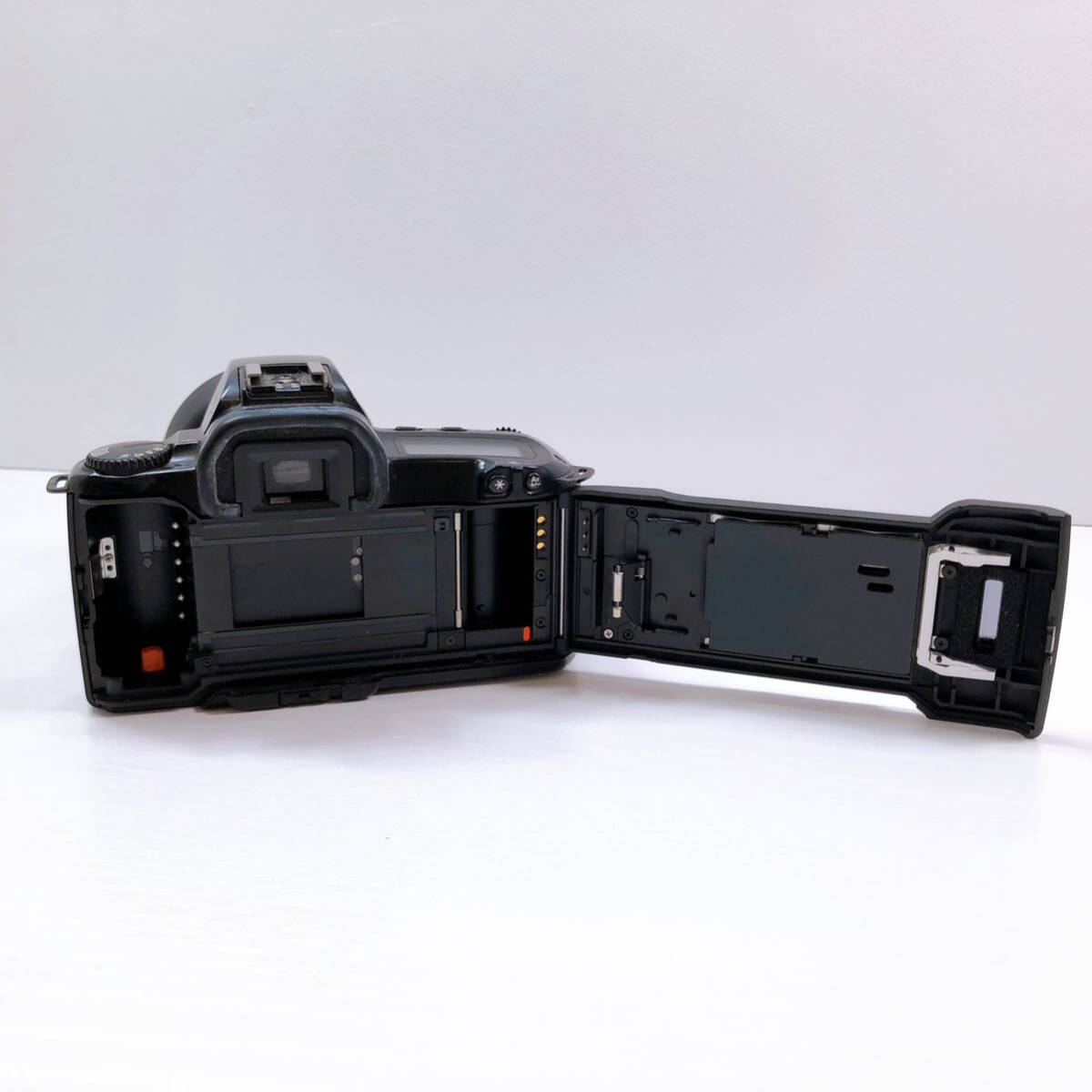 110【中古】Canon EOS Kiss PANORAMA ZOOM LENS EF 28-80mm 1:3.5-5.6 Ⅱ キャノン フィルムカメラ 一眼レフ 動作未確認 現状品_画像9